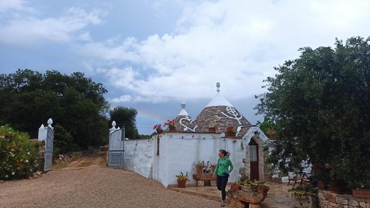 Piccolo Trullo Ostunese Le Jardin De Sophie' Остуні Екстер'єр фото