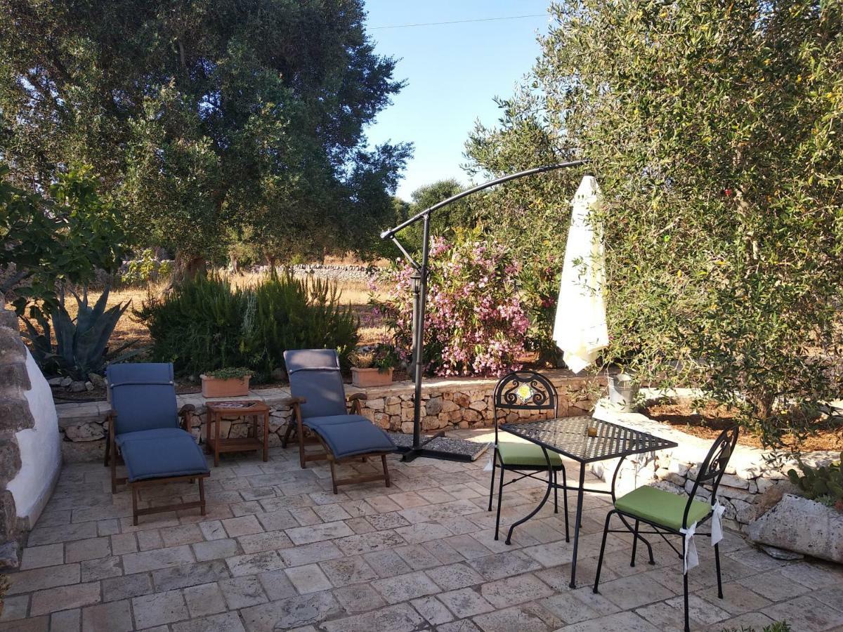 Piccolo Trullo Ostunese Le Jardin De Sophie' Остуні Екстер'єр фото