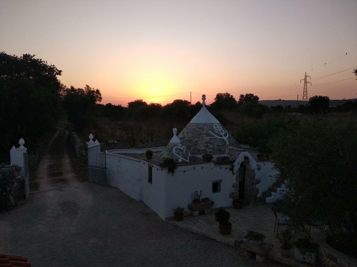 Piccolo Trullo Ostunese Le Jardin De Sophie' Остуні Екстер'єр фото